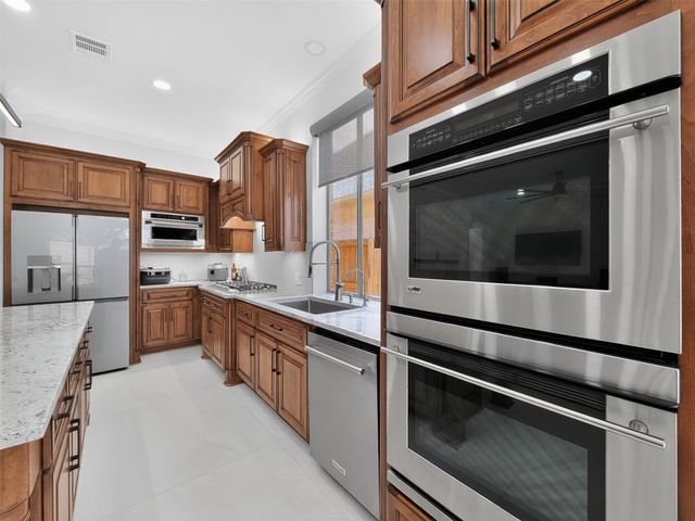 6911 Gossamer Lane, Sugar Land, TX 77479