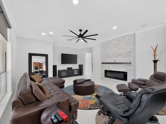 6911 Gossamer Lane, Sugar Land, TX 77479