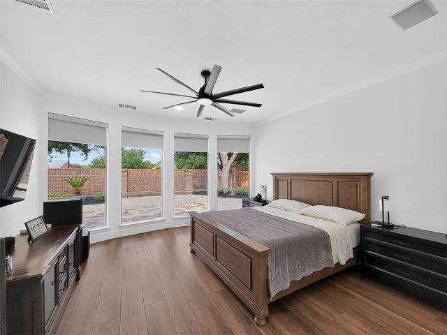6911 Gossamer Lane, Sugar Land, TX 77479