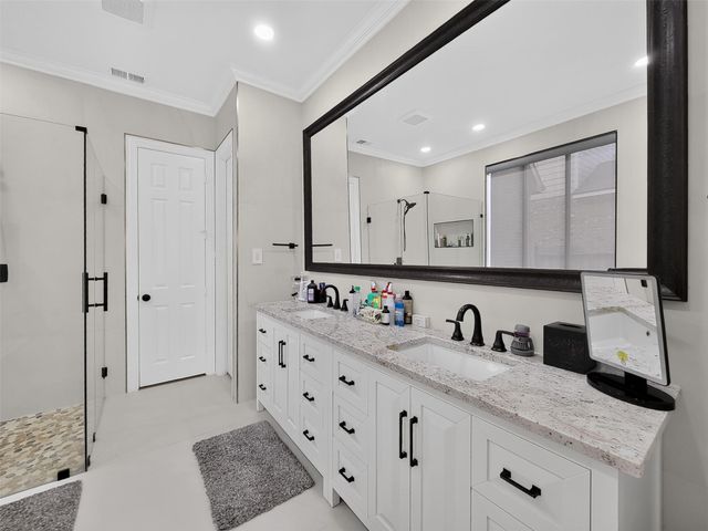6911 Gossamer Lane, Sugar Land, TX 77479