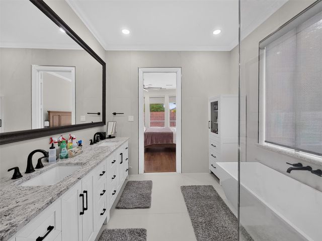 6911 Gossamer Lane, Sugar Land, TX 77479