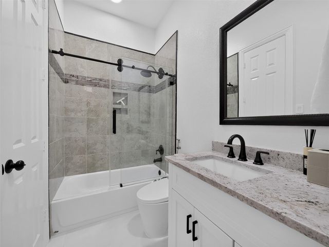 6911 Gossamer Lane, Sugar Land, TX 77479