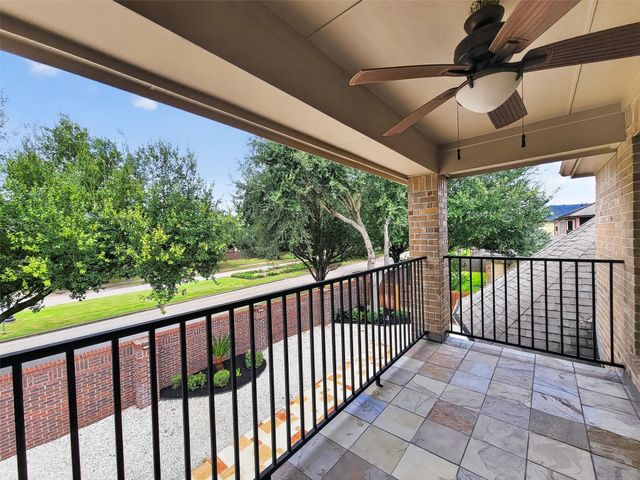 6911 Gossamer Lane, Sugar Land, TX 77479
