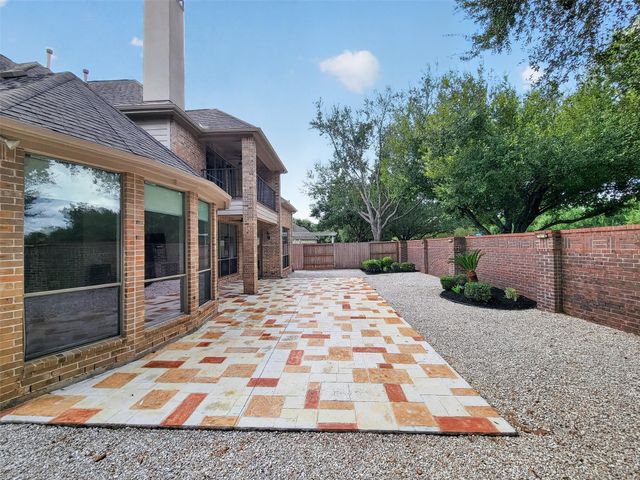 6911 Gossamer Lane, Sugar Land, TX 77479
