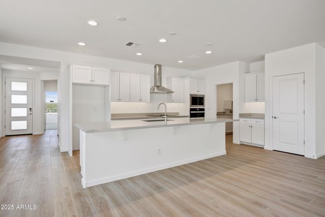 4155 DESERT MOON Drive, Wickenburg, AZ 85390