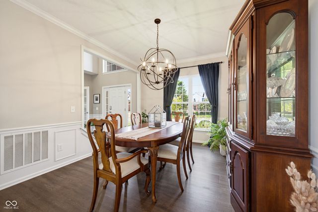 4737 Pebblepointe, Zionsville, IN 46077