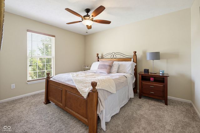 4737 Pebblepointe, Zionsville, IN 46077