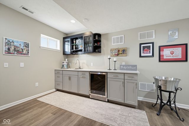 4737 Pebblepointe, Zionsville, IN 46077