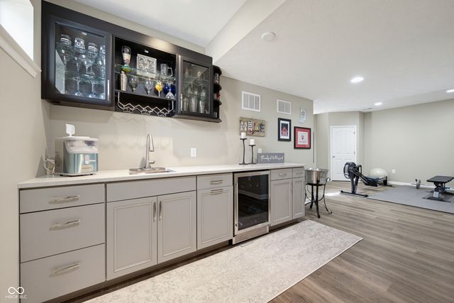 4737 Pebblepointe, Zionsville, IN 46077