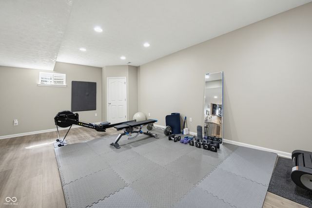 4737 Pebblepointe, Zionsville, IN 46077