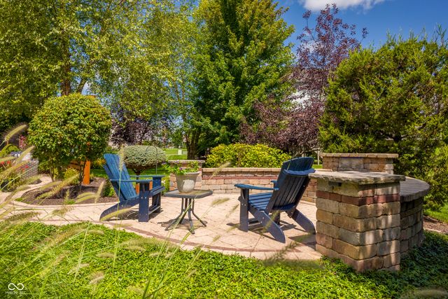 4737 Pebblepointe, Zionsville, IN 46077