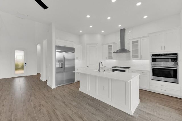 1112 SEAGRAPE DRIVE, Ruskin, FL 33570