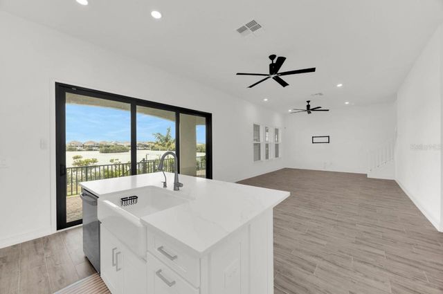 1112 SEAGRAPE DRIVE, Ruskin, FL 33570