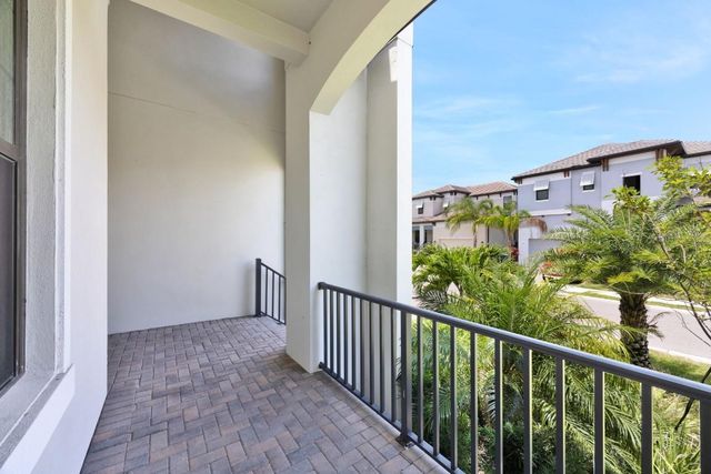 1112 SEAGRAPE DRIVE, Ruskin, FL 33570