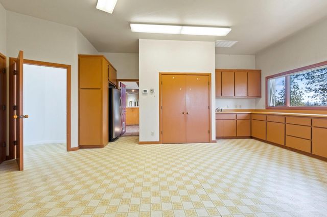 10379 Mcmahon Road, Coulterville, CA 95311