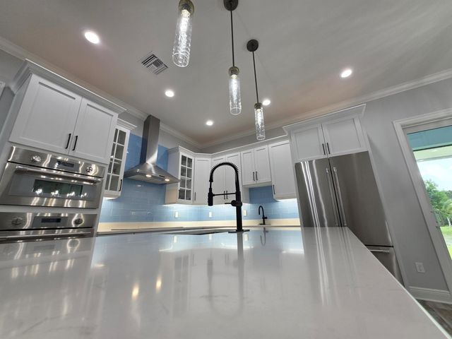 2646 NW South Shore Road, Stuart, FL 34994