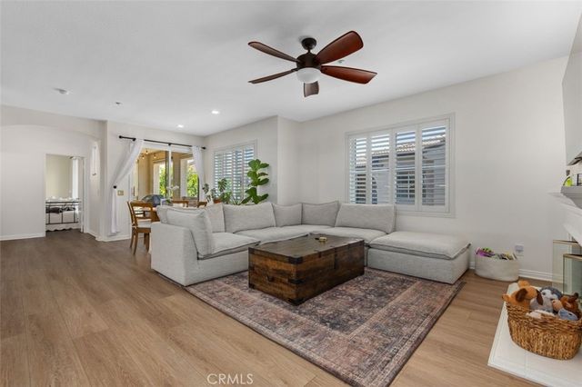 141 Autumn Leaf, Mission Viejo, CA 92692