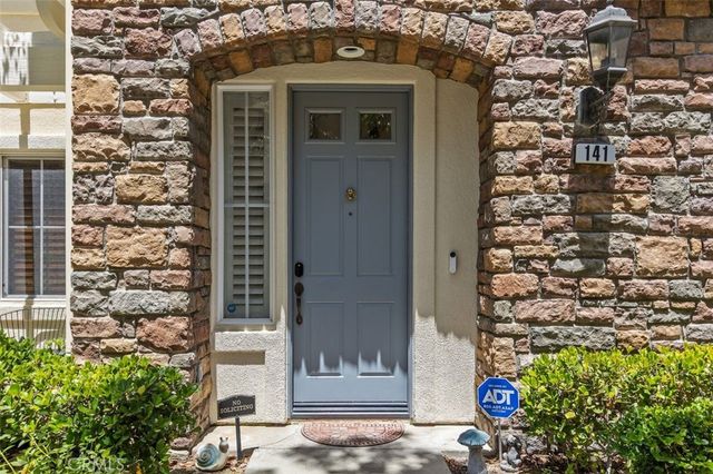 141 Autumn Leaf, Mission Viejo, CA 92692