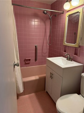 4625 FIFTH 201, Oakland, PA 15213