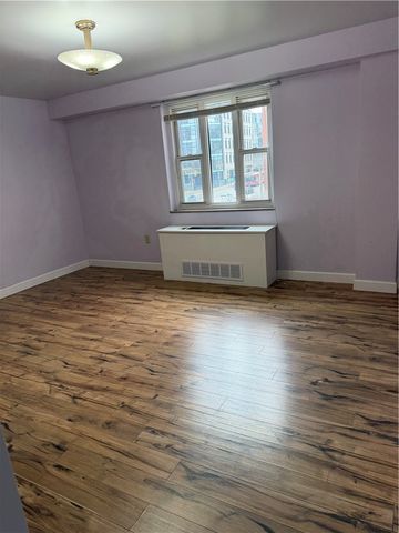 4625 FIFTH 201, Oakland, PA 15213