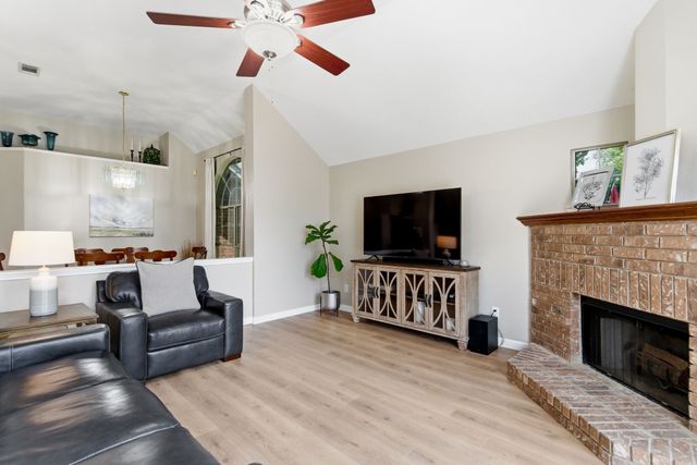 1809 Armstrong Drive, Flower Mound, TX 75028