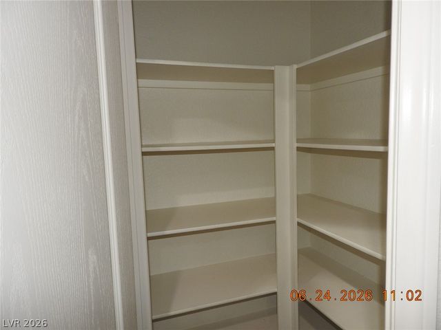 521 Dolphin Peak Court, North Las Vegas, NV 89084