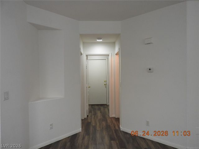 521 Dolphin Peak Court, North Las Vegas, NV 89084