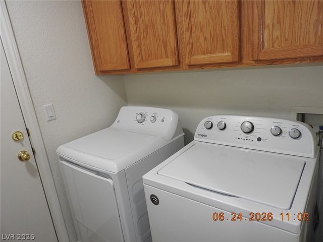 521 Dolphin Peak Court, North Las Vegas, NV 89084
