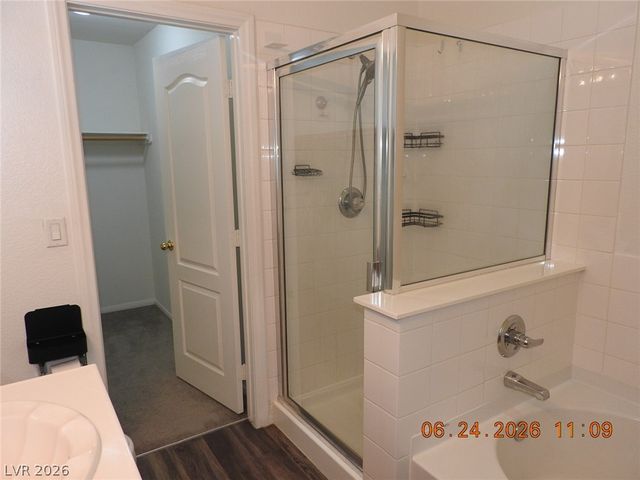 521 Dolphin Peak Court, North Las Vegas, NV 89084