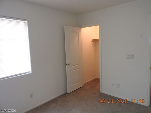 521 Dolphin Peak Court, North Las Vegas, NV 89084