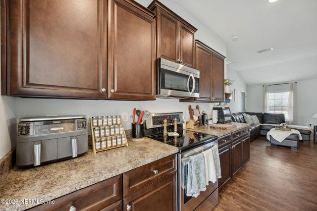 54156 BAYLAND Drive, Callahan, FL 32011