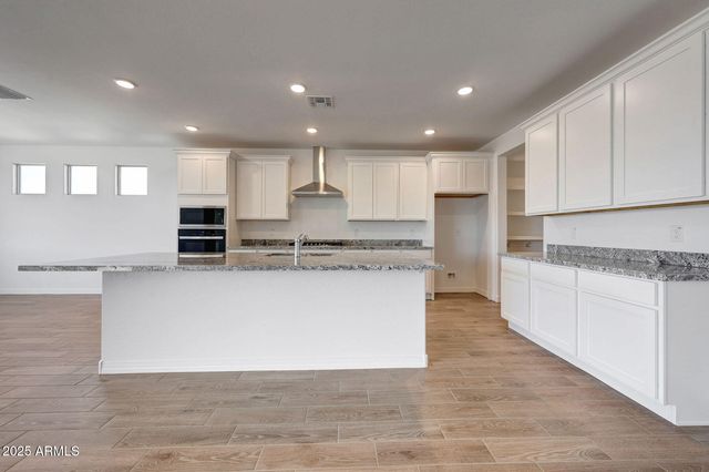 28832 N 174th Lane, Surprise, AZ 85387