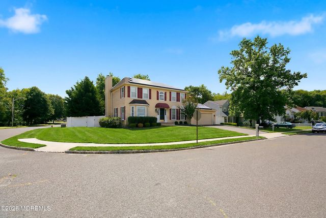 1 Cripple Creek Road, Howell, NJ 07731