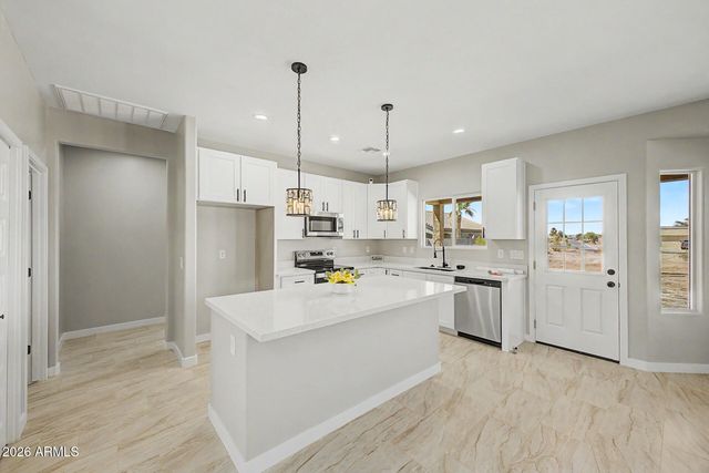 10364 W MISSION Drive, Arizona City, AZ 85123