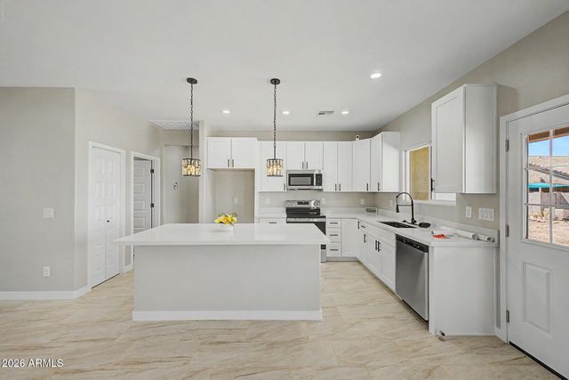 10364 W MISSION Drive, Arizona City, AZ 85123