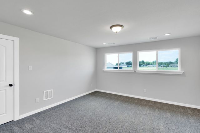350 E Lamar Street, Palmer, TX 75152
