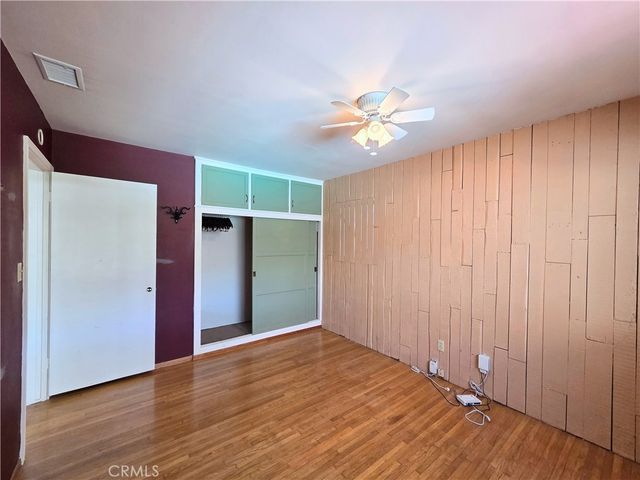2080 Senasac Avenue, Long Beach, CA 90815