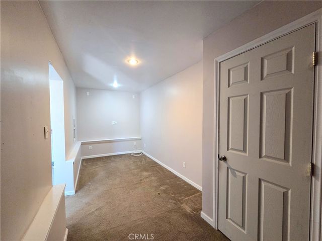 2080 Senasac Avenue, Long Beach, CA 90815