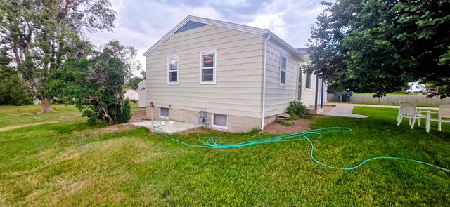 3618 BEVANS ST, Cheyenne, WY 82001