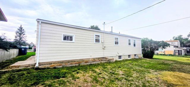 3618 BEVANS ST, Cheyenne, WY 82001