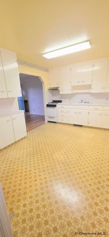 3618 BEVANS ST, Cheyenne, WY 82001