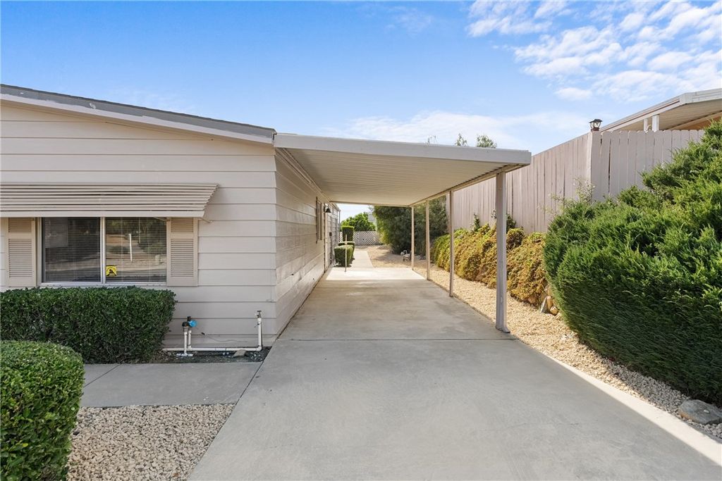 Image 28 of property listing at 33320 Barley Lane, Wildomar, CA 92595