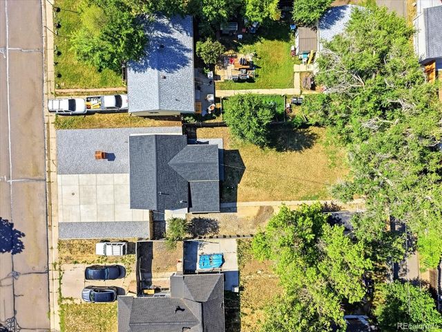 5 Stuart Street, Denver, CO 80219