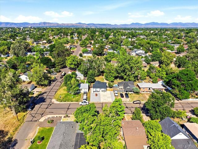 5 Stuart Street, Denver, CO 80219