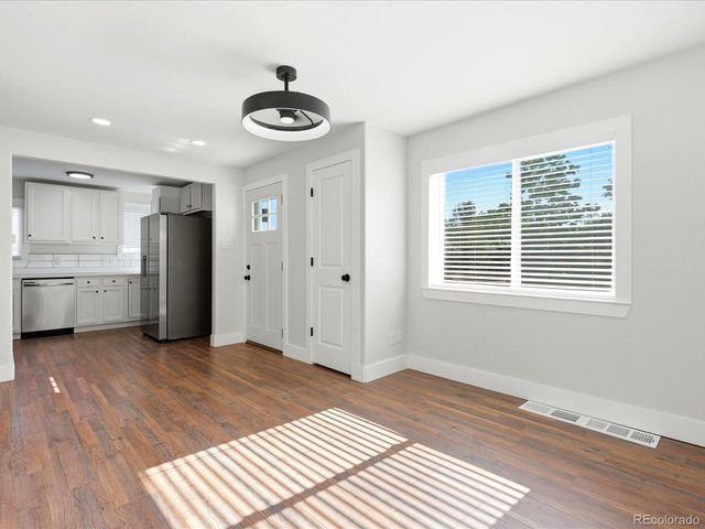 5 Stuart Street, Denver, CO 80219