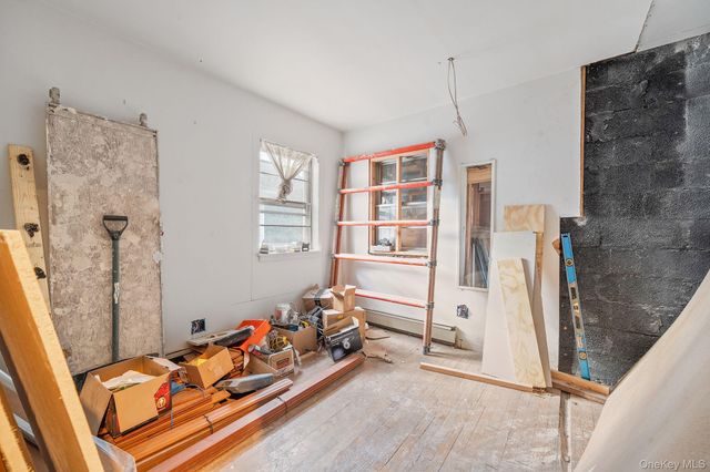 181 Walnut Street, Lynbrook, NY 11563