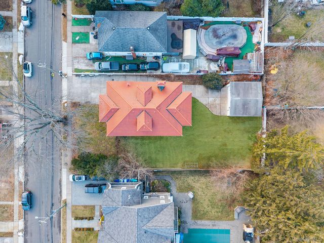 181 Walnut Street, Lynbrook, NY 11563