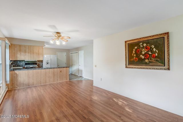 22 Madras Court, Toms River, NJ 08757