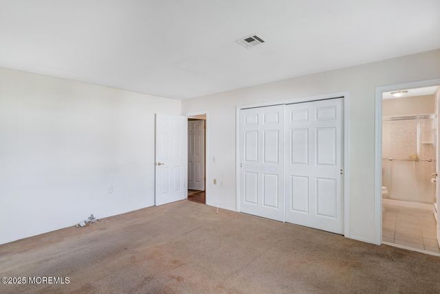 22 Madras Court, Toms River, NJ 08757