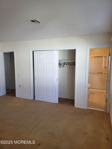 22 Madras Court, Toms River, NJ 08757